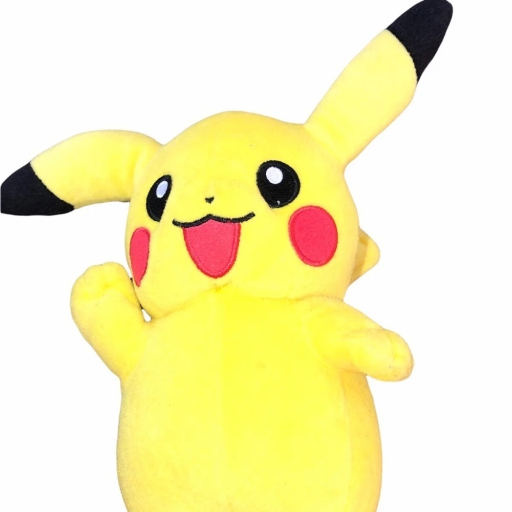 TOMY Pokemon Pikachu Plush
Excellent condition - Picture 1 of 3